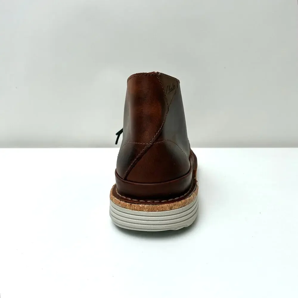 NIB Clarks Men's Bruno Top Chukka Brown Leather Boots - US10.5 D; EU44